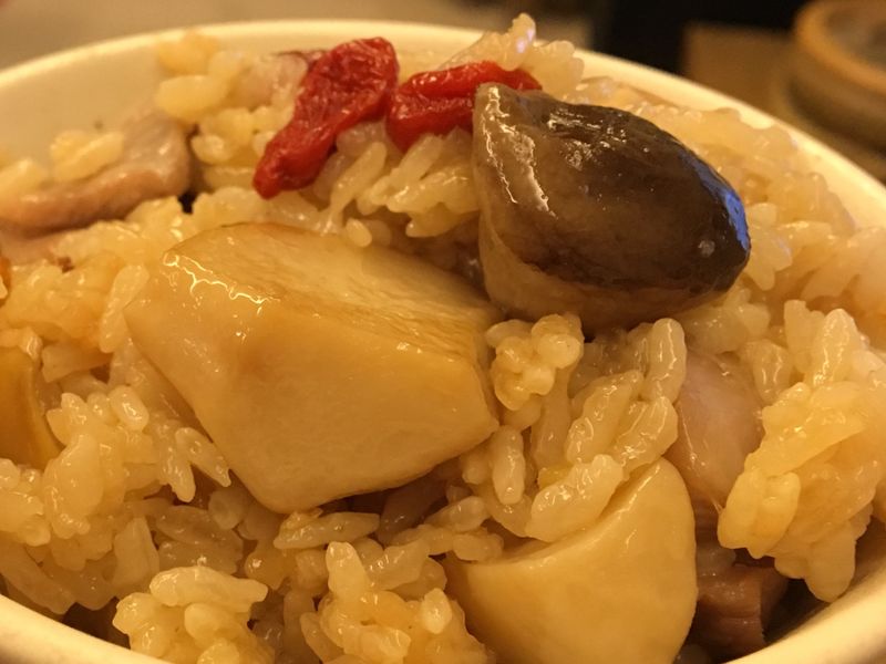 麻油雞腿飯