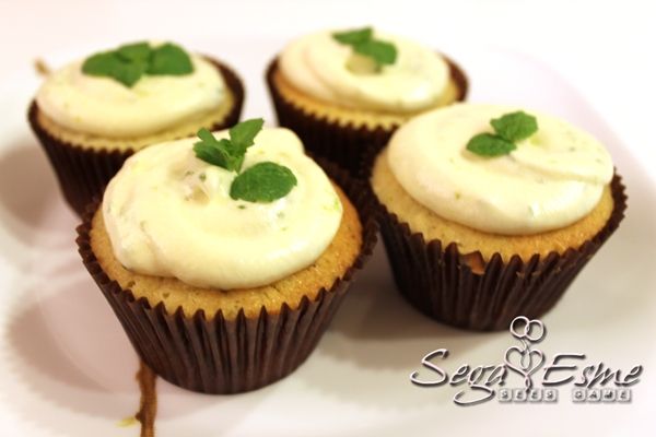 Lemon Spring Cupcakes 檸檬杯子蛋糕