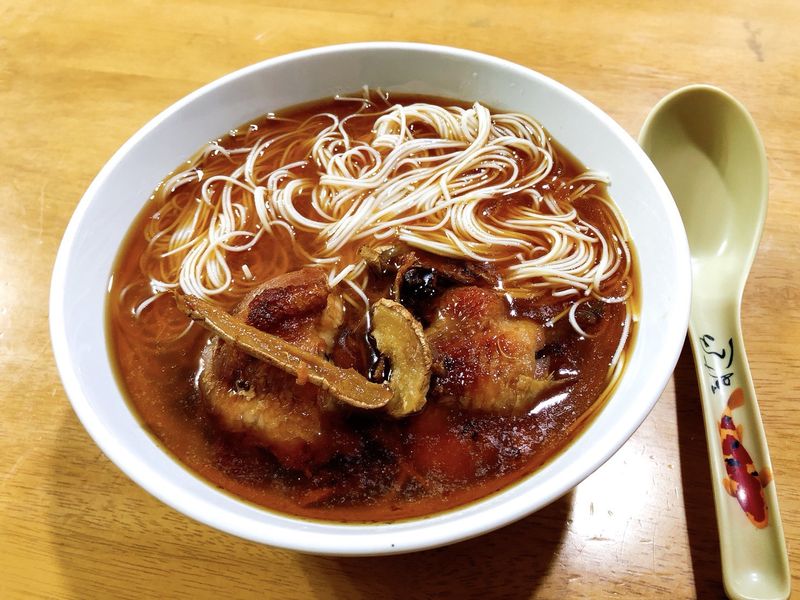 麻油烤雞麵線