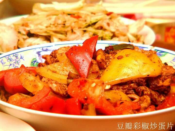 彩椒豆瓣炒蛋片