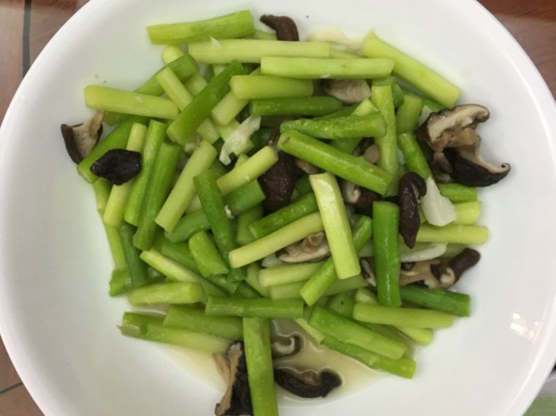 炒蘆筍