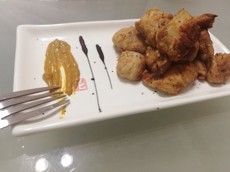 咖喱嫩煎雞塊
