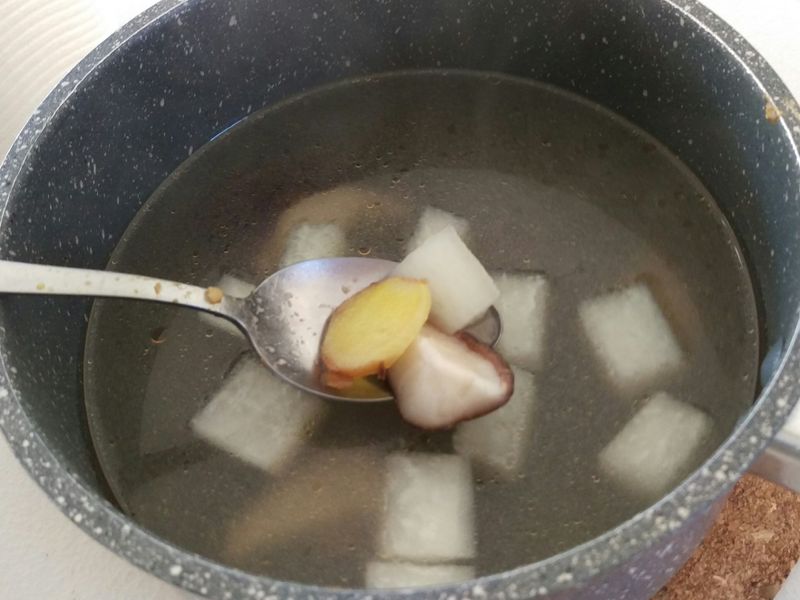 白蘿蔔香菇湯