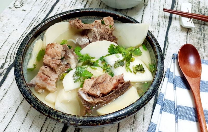 竹筍排骨湯
