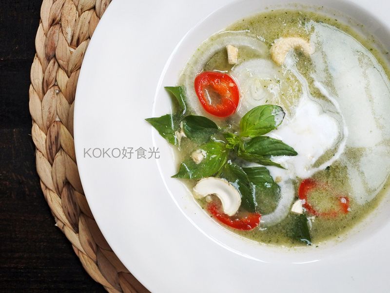 泰式綠咖哩花椰菜濃湯_低醣南洋味