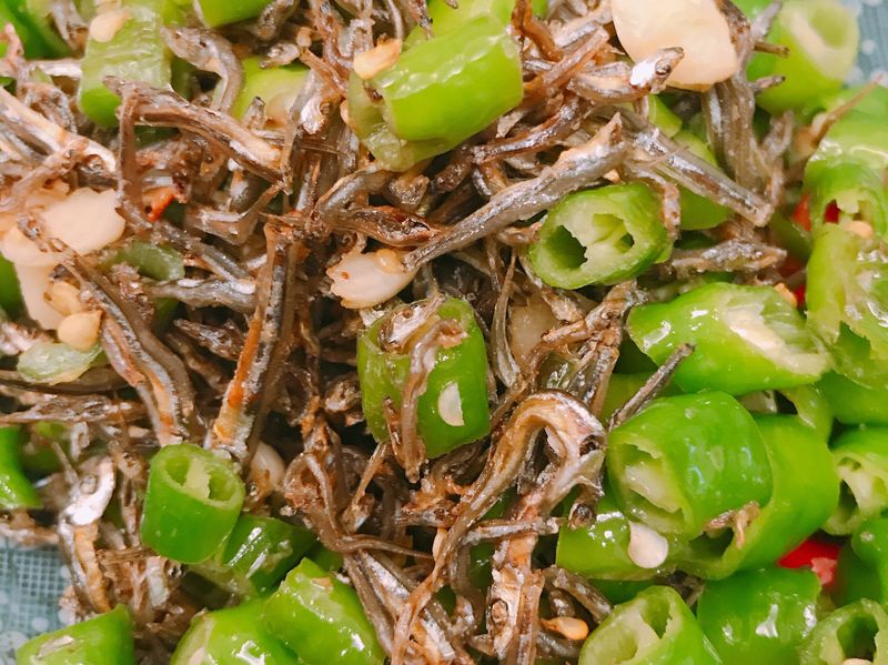 愛柴-糯米椒炒小魚乾