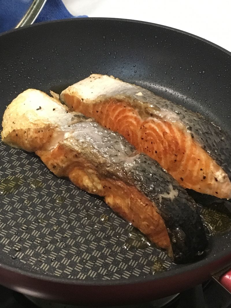 煎鮭魚方法