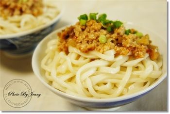 榨菜肉末拌麵
