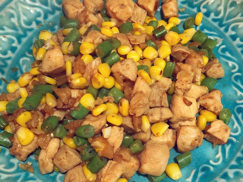 雞粒炒玉米豆豆