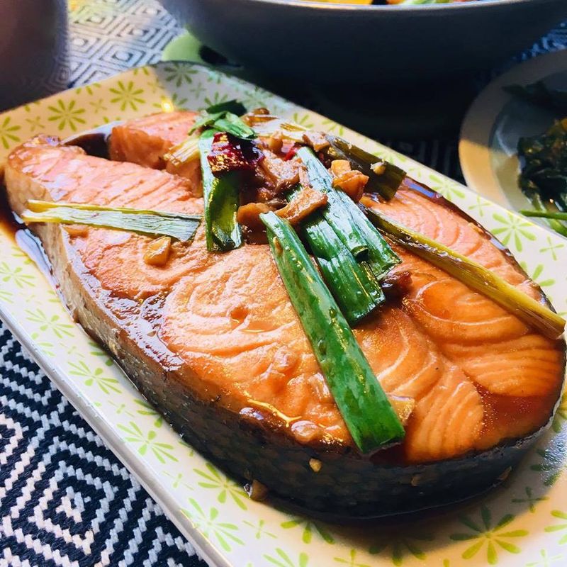 乾煎鮭魚