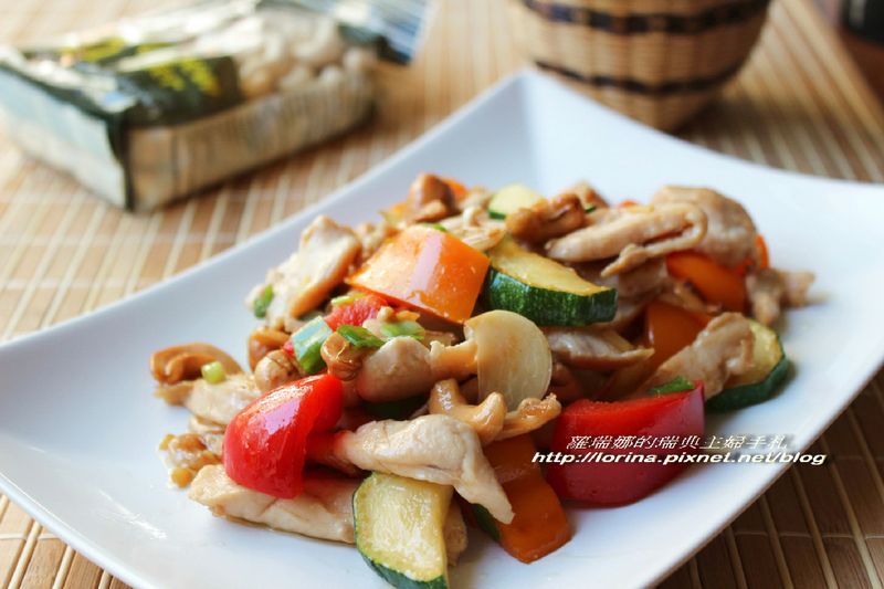 享瘦料理~腰果甜椒炒雞柳