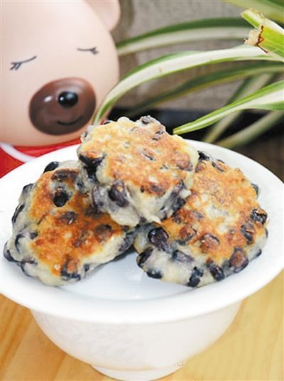 黑玉米糯米饼