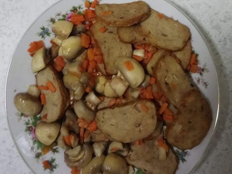 磨菇彩蔬