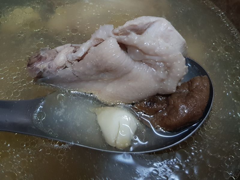 老菜脯蒜頭雞