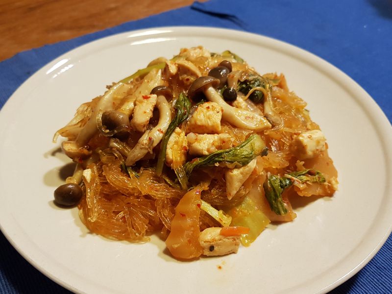 韓式泡菜雞肉炒冬粉
