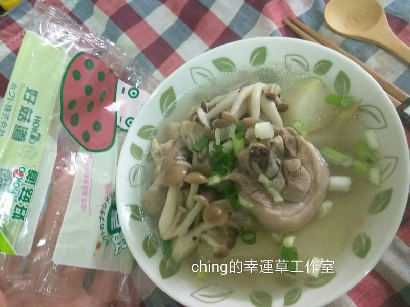 水梨菇菇雞湯【好菇道親子食光】
