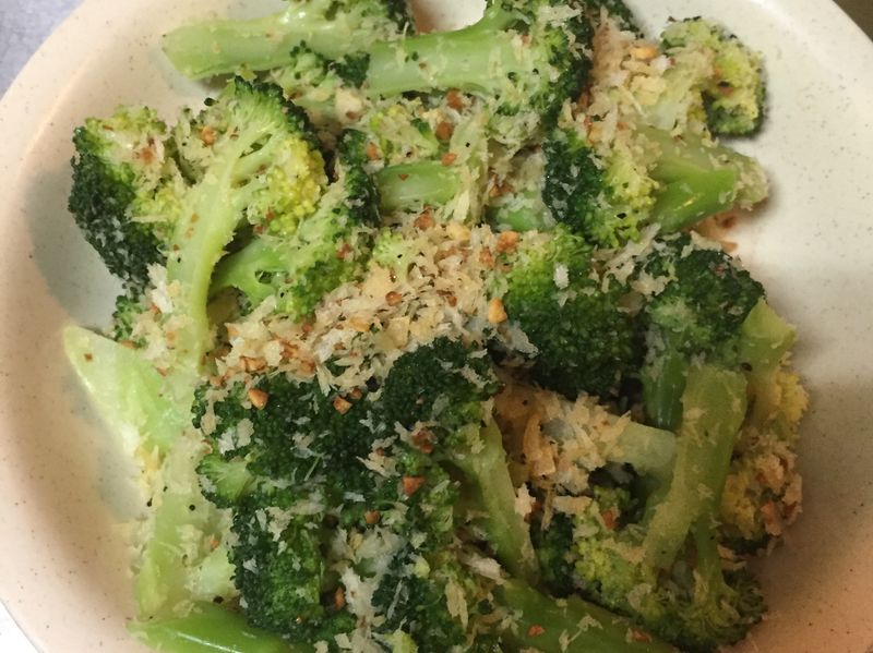 蒜酥炒青花菜