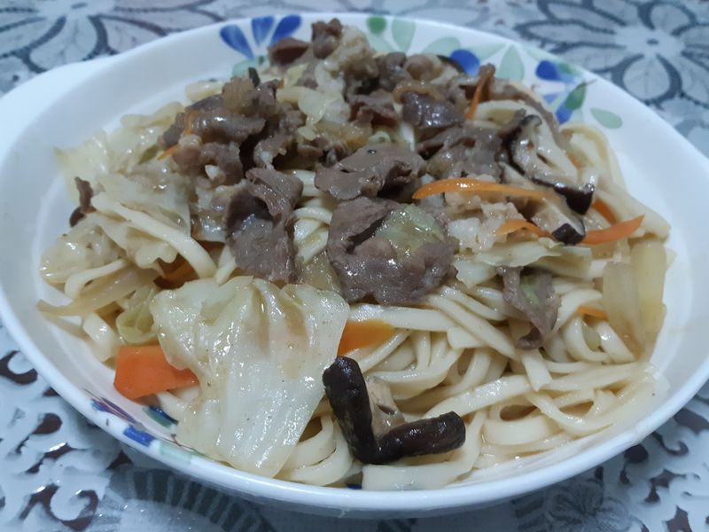羊肉炒麵