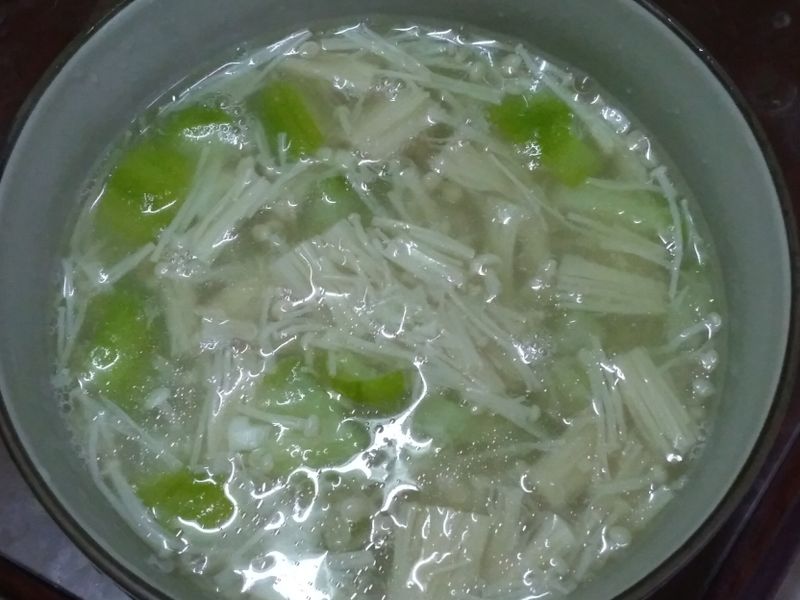 絲瓜金針菇