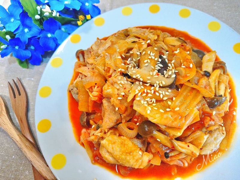 泡菜炒雞肉