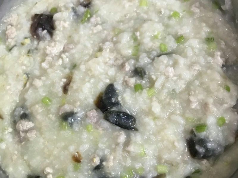 皮蛋瘦肉粥