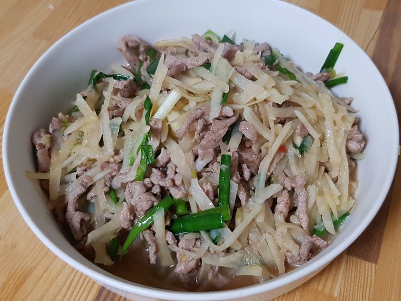 馬鈴薯炒肉絲