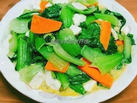 家常菜~青江菜炒鹹蛋