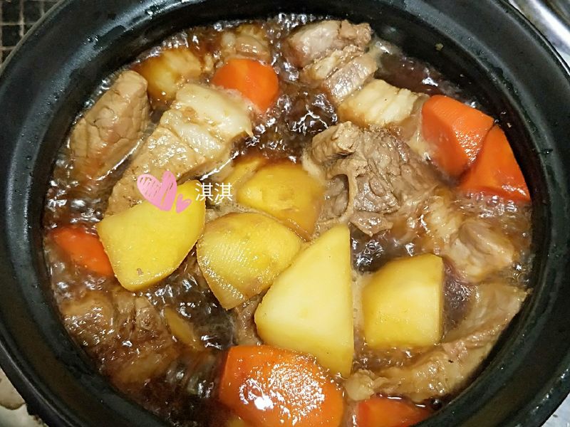 馬鈴薯燉肉（家常菜）