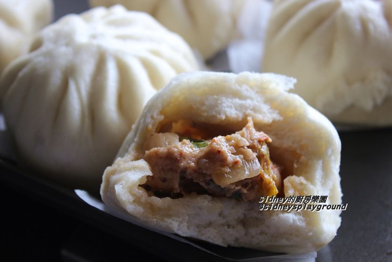 泡菜蔥肉包子