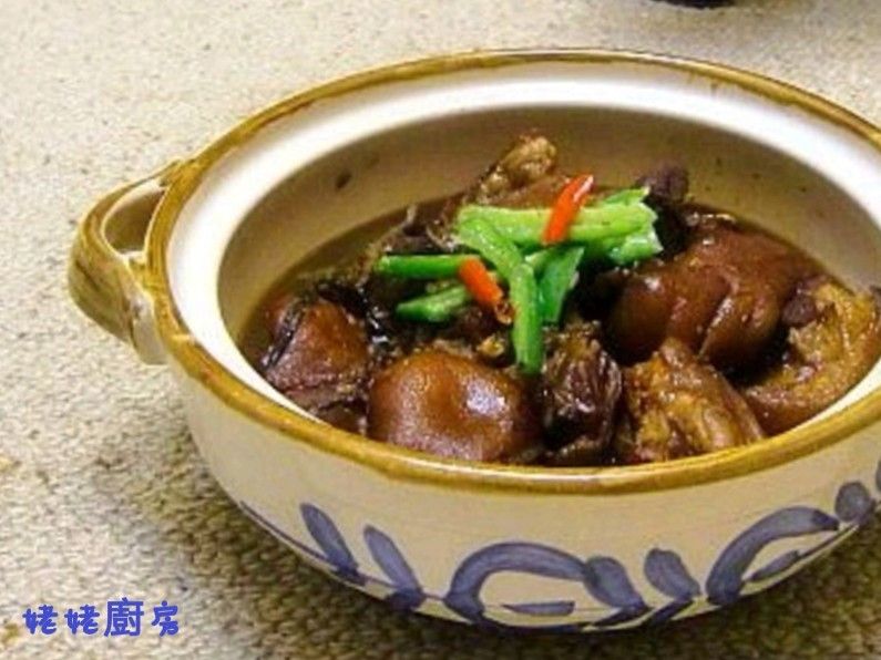 家常滷豬腳