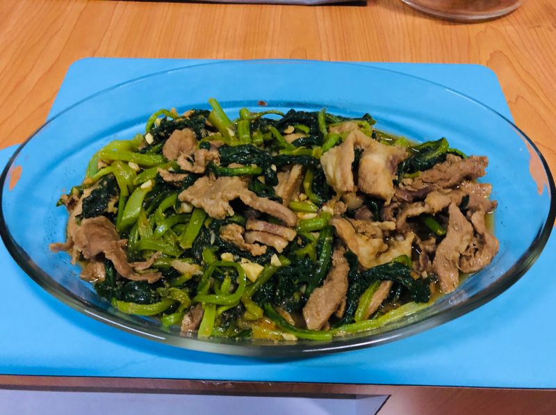 燦坤新岡山店 萬用鍋 油菜沙茶豬肉
