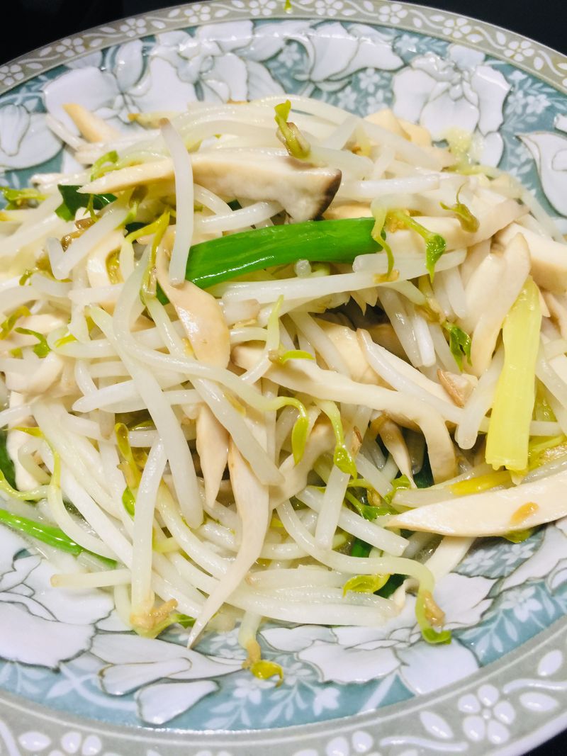 銀芽炒杏鮑菇