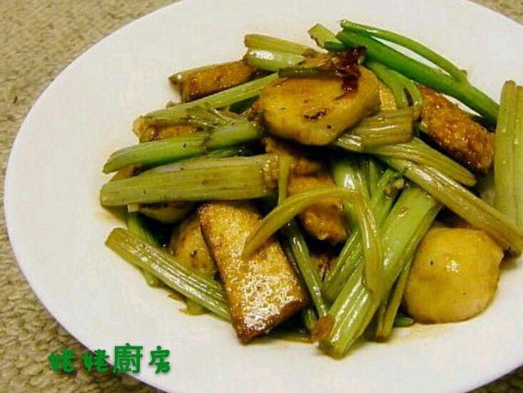 香芹醬燒丸子
