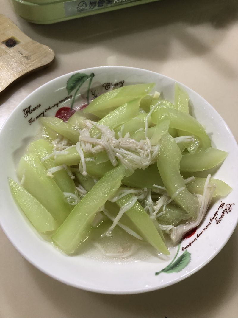金針炒黃瓜