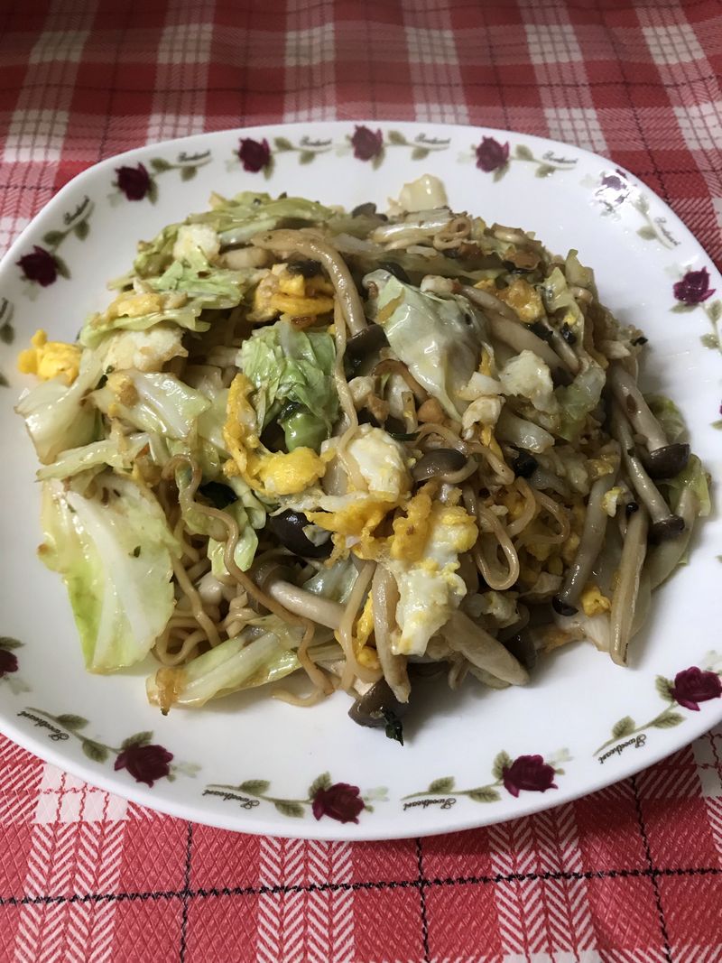 菇菇炒泡麵