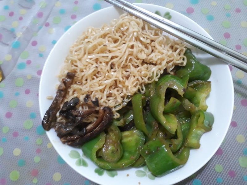 味噌三蔬拌麵