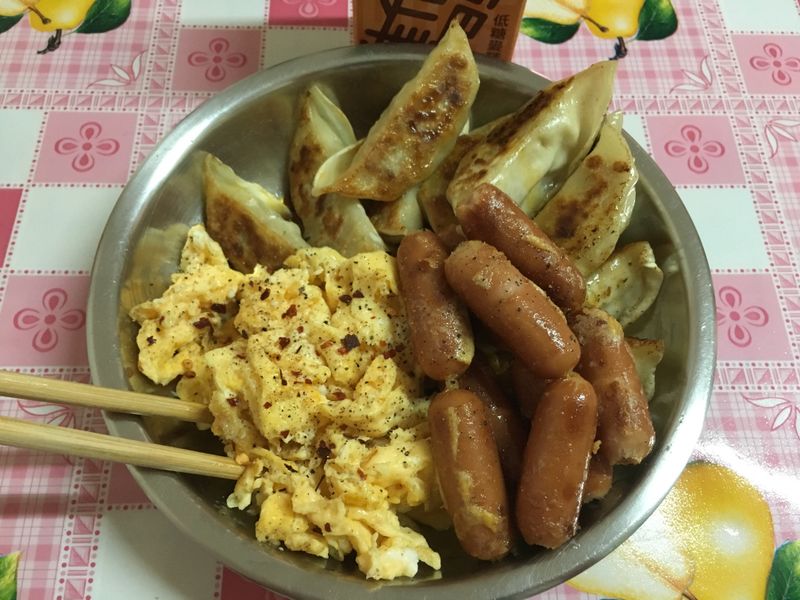 豐盛簡易早餐