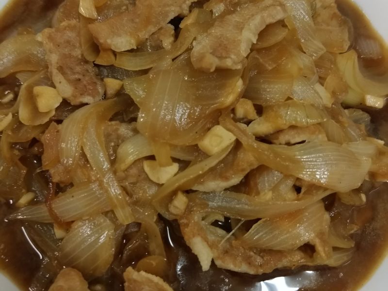 洋蔥炒松阪肉