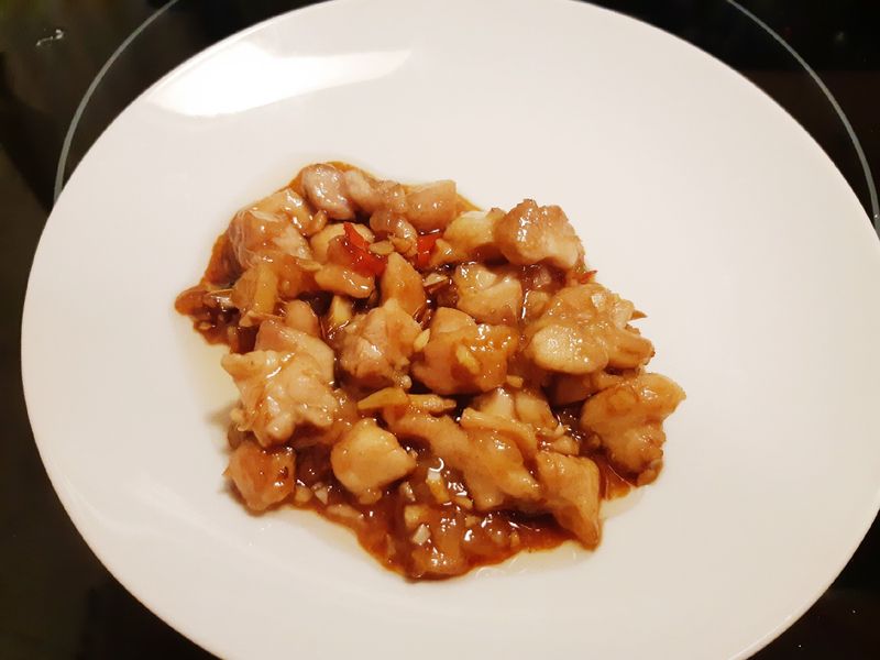 辣味醬料雞塊