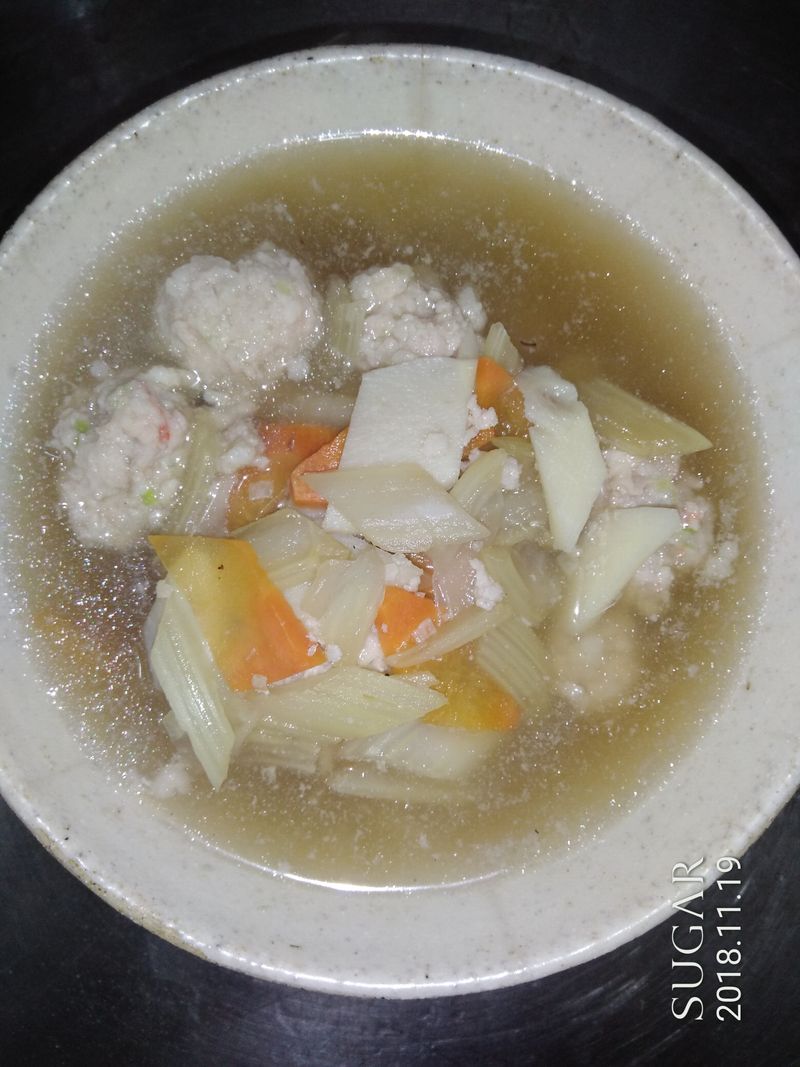 蝦丸蔬片湯