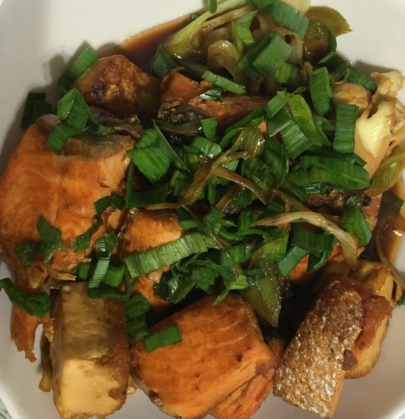 紅燒鮭魚豆腐