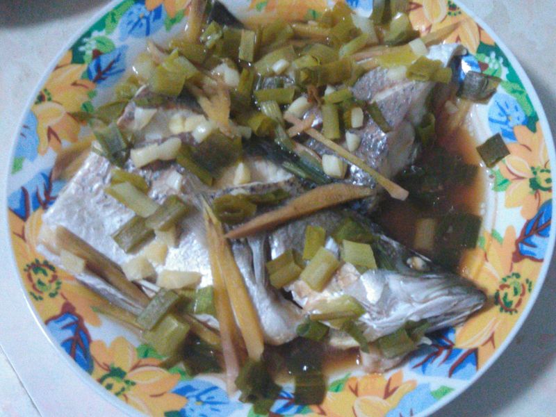 清蒸金目鱸魚