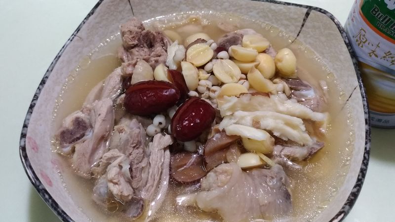 清甜養生雞湯