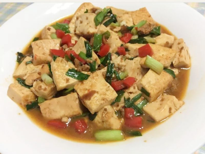 lanni 韭香燒豆腐