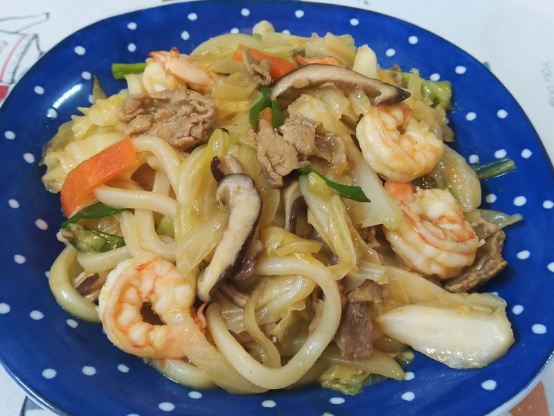 炒咖喱烏龍麵