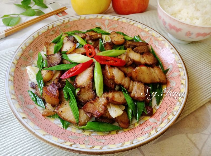 蒜苗炒鹹豬肉