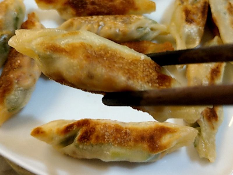 鯖魚蔥花小煎餃
