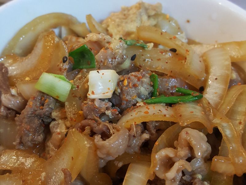 牛肉飯