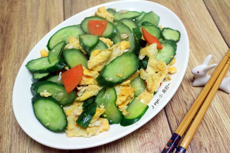 小黃瓜炒蛋(簡單家常)