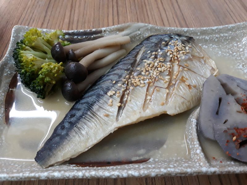（生酮）味增煮鯖魚